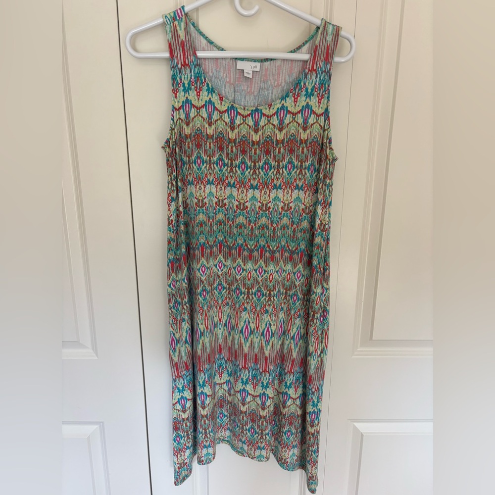 J Jill Ikat Print Ultra-Soft sleeveless Dress w pockets multicolor. Size small.